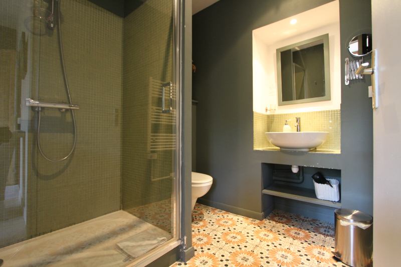 Bathroom of the Green Bedroom